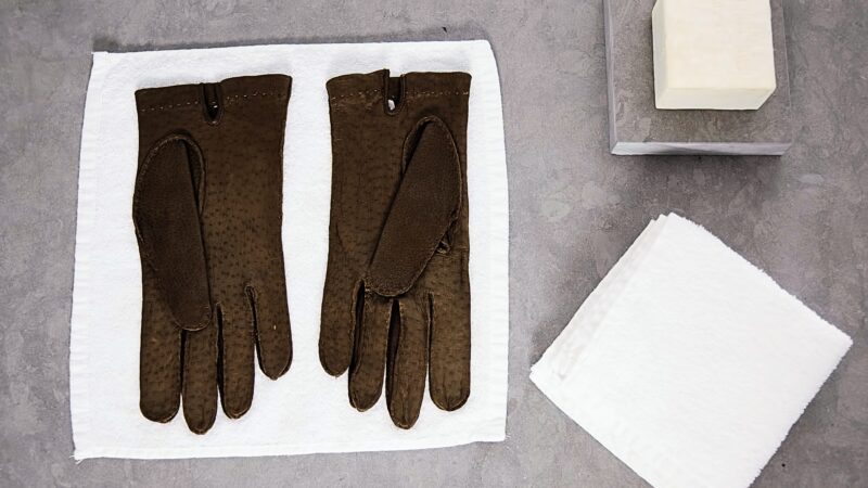 Preserving the Shape of Leather Gloves After Cleaning